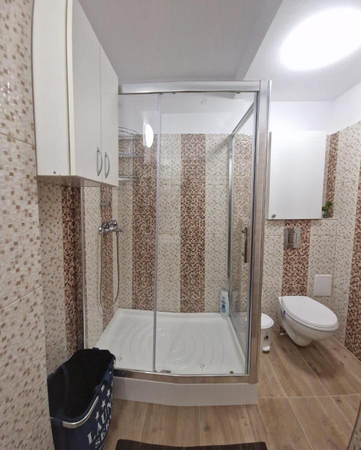 בוקרשט Laroka House Beautiful Apartment Universitate Center מראה חיצוני תמונה